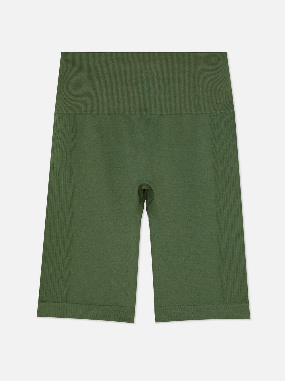Quần short đạp xe hiệu suất
