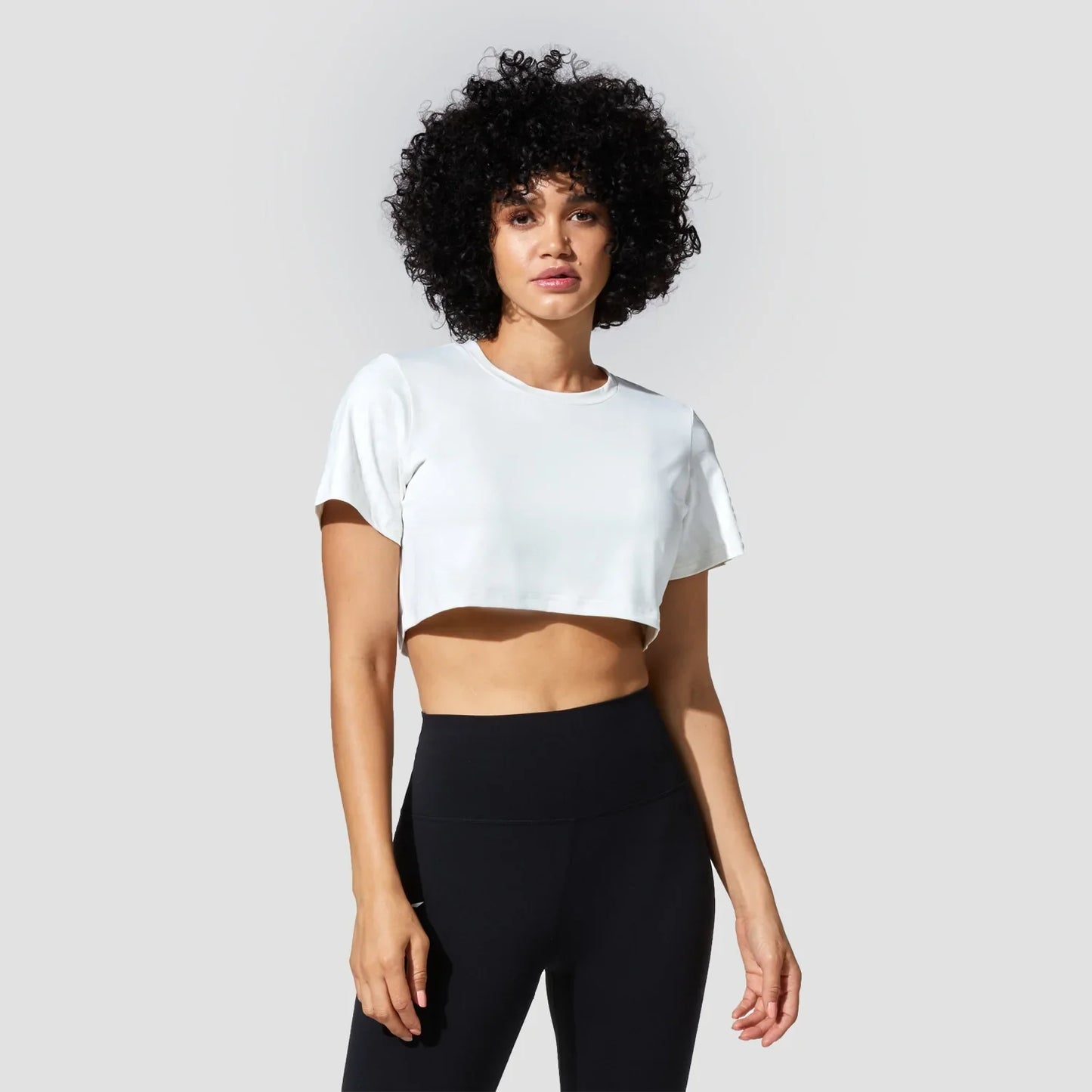 Áo crop top họa tiết sóng mắt