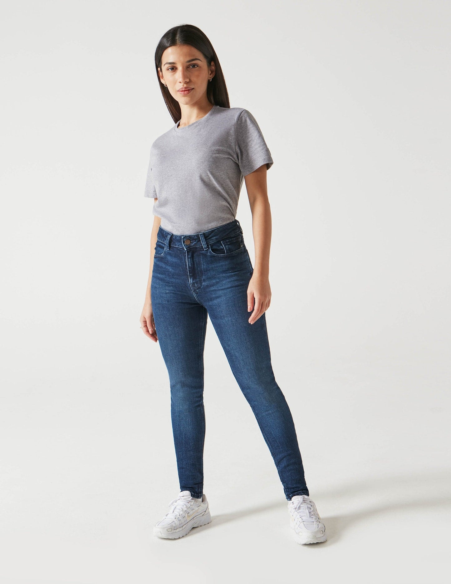 Quần Jeans Skinny-Fit Nữ v1.0