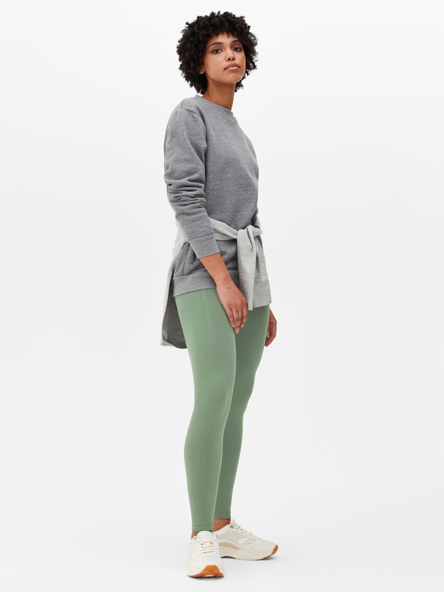 Quần legging thể thao không đường may