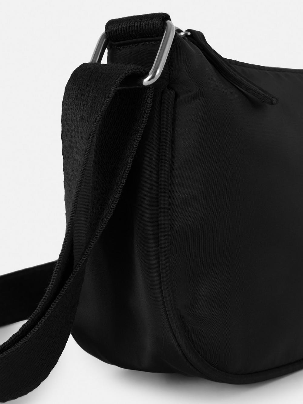 Túi đeo chéo có khóa kéo