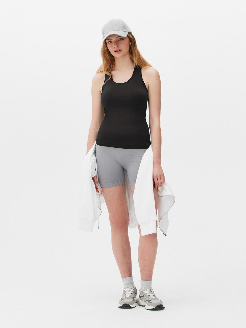 Áo vest hiệu suất không đường may