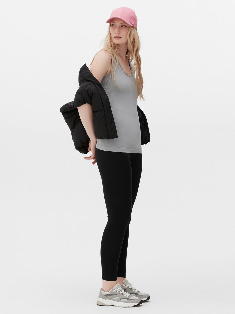 Áo vest hiệu suất không đường may