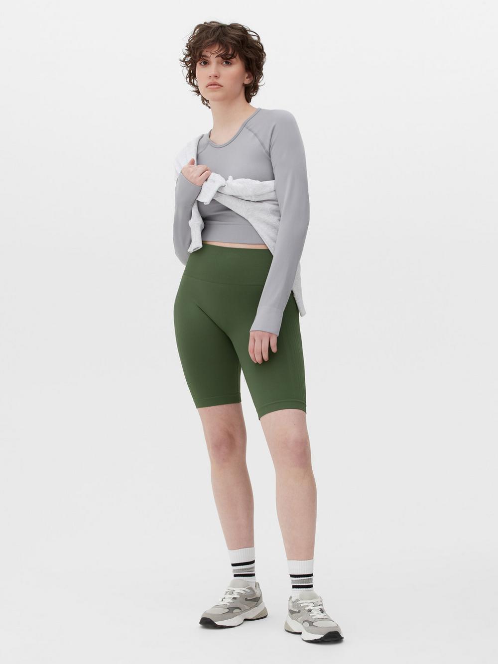 Quần short đạp xe hiệu suất
